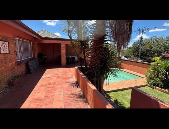 3 BEDROOM HOUSE FOR SALE IN LINMEYER